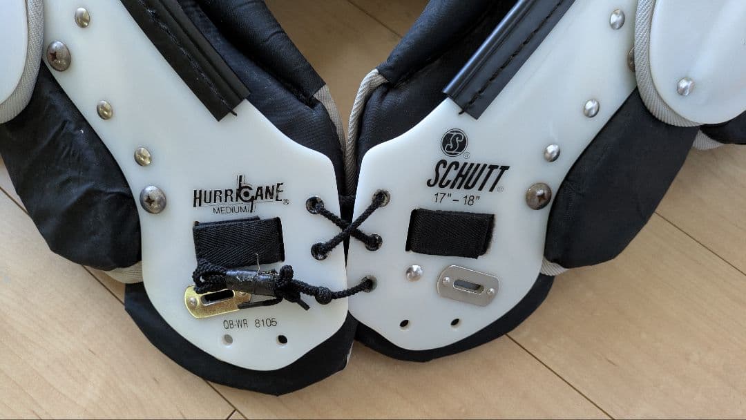 アメフト SCHUTT ショルダーパッド