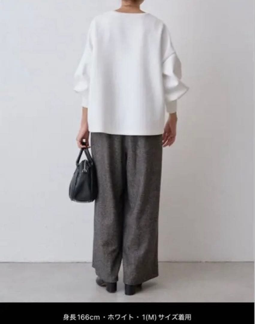 '25A/W 新品タグ付き　ビアズリー ダンボールパフトレーナー　ホワイト　1