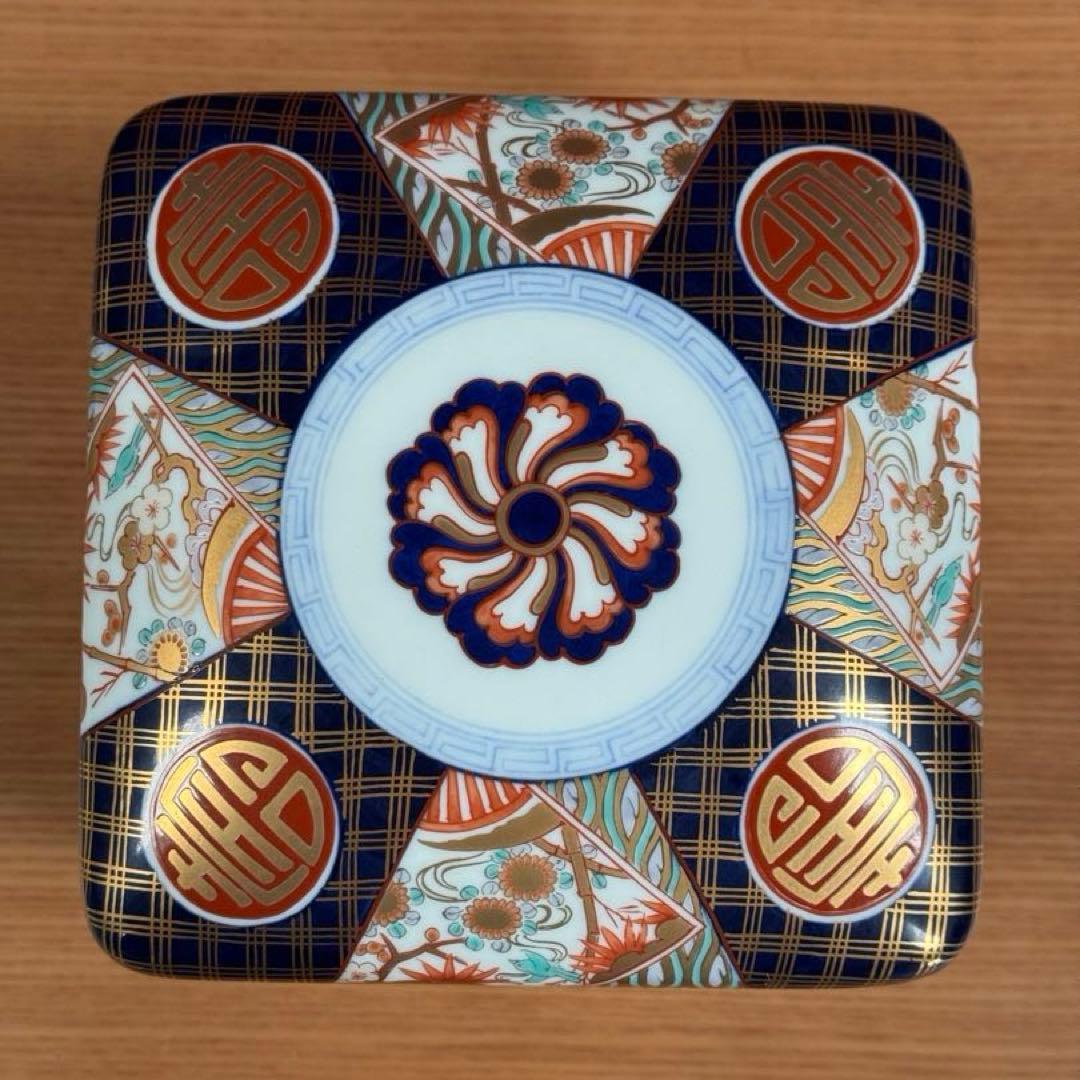 弥左ヱ門：アリタポーセリンラボ：三段重 染錦丸紋寿 吉祥文様☆