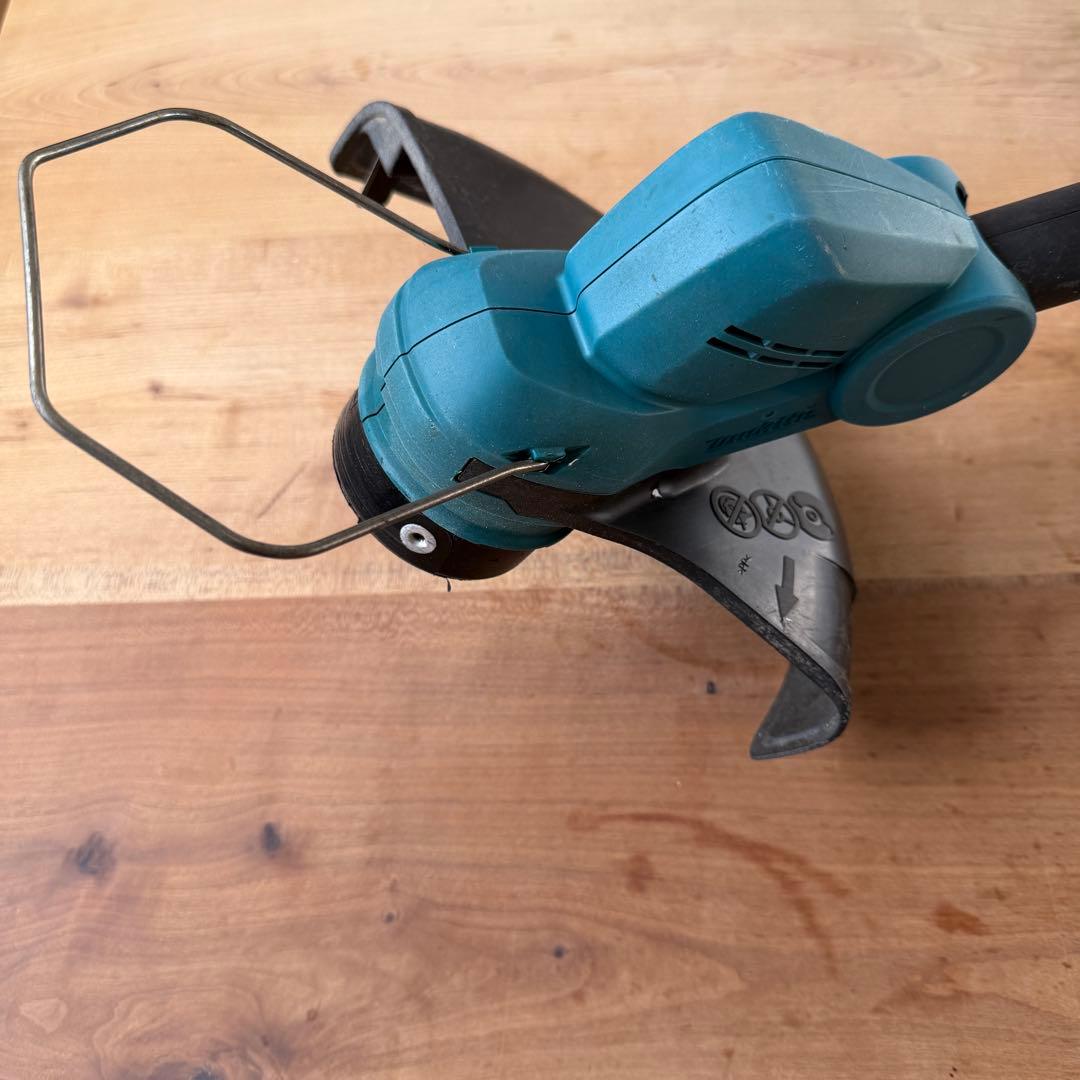 マキタ　MUR193DZ　充電式草刈機