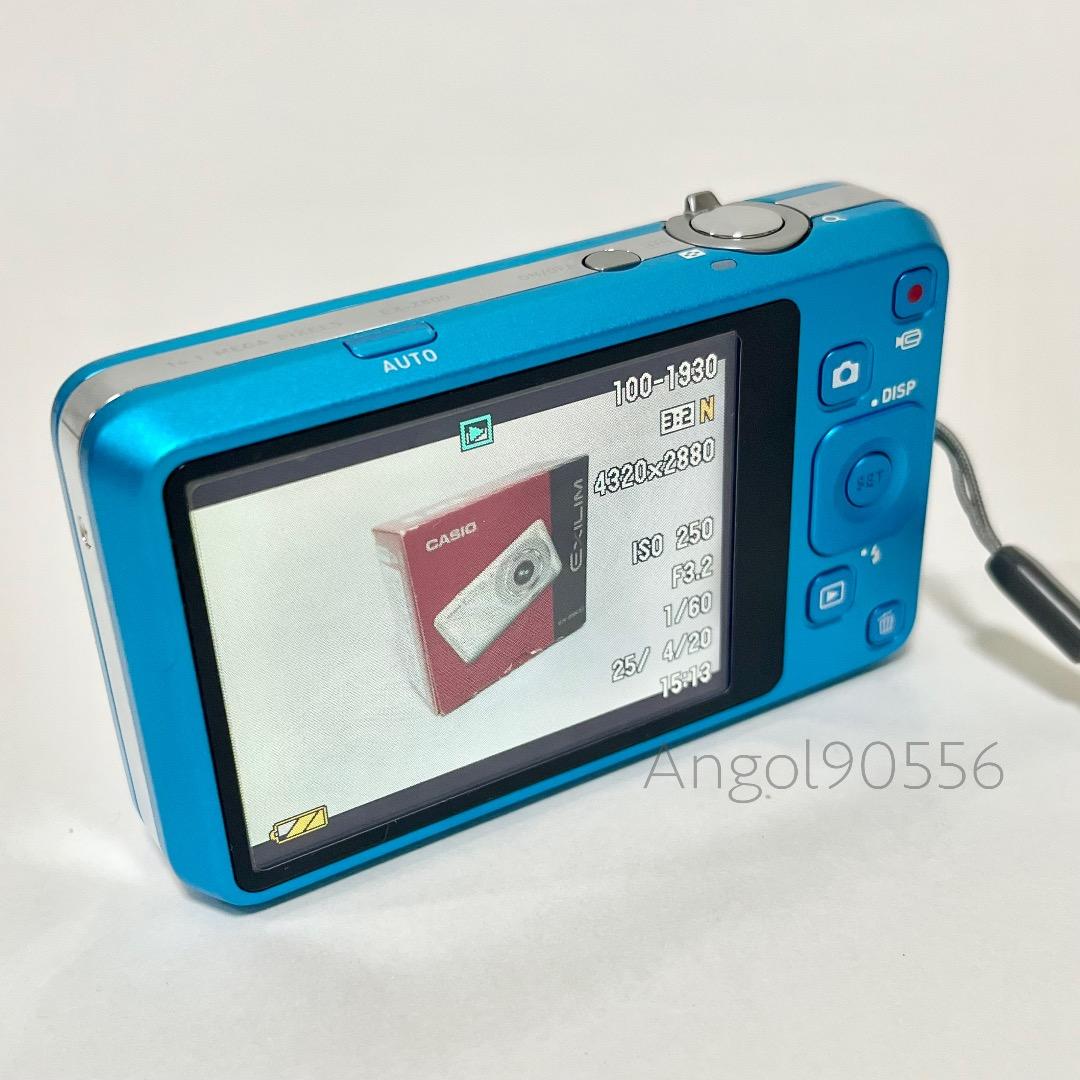 美品 CASIO EX-Z800 コンパクトデジタルカメラ ブルー 取説 箱