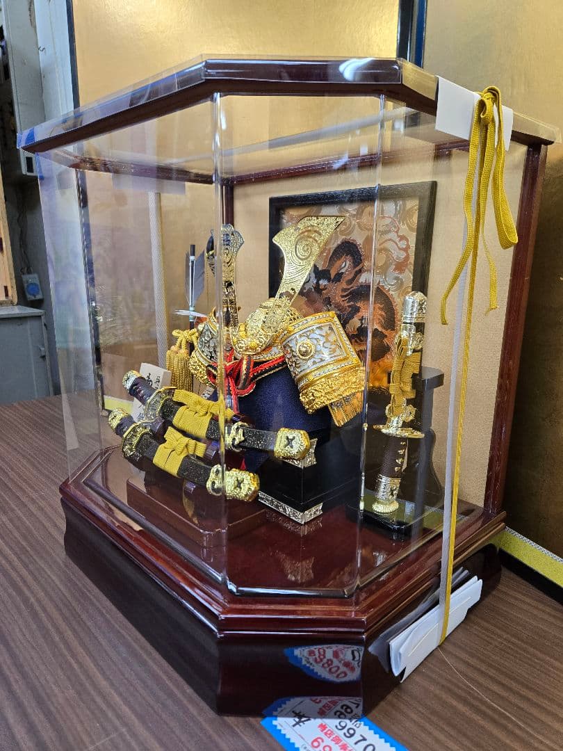 【展示品限り】五月人形　兜　鍬形　ケース飾り　※閉店セール　K23