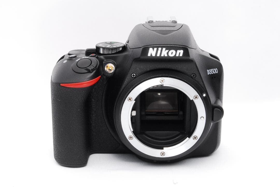 まいくるBluetooth搭載機 ほぼ未使用品 Nikon D3500ダブ