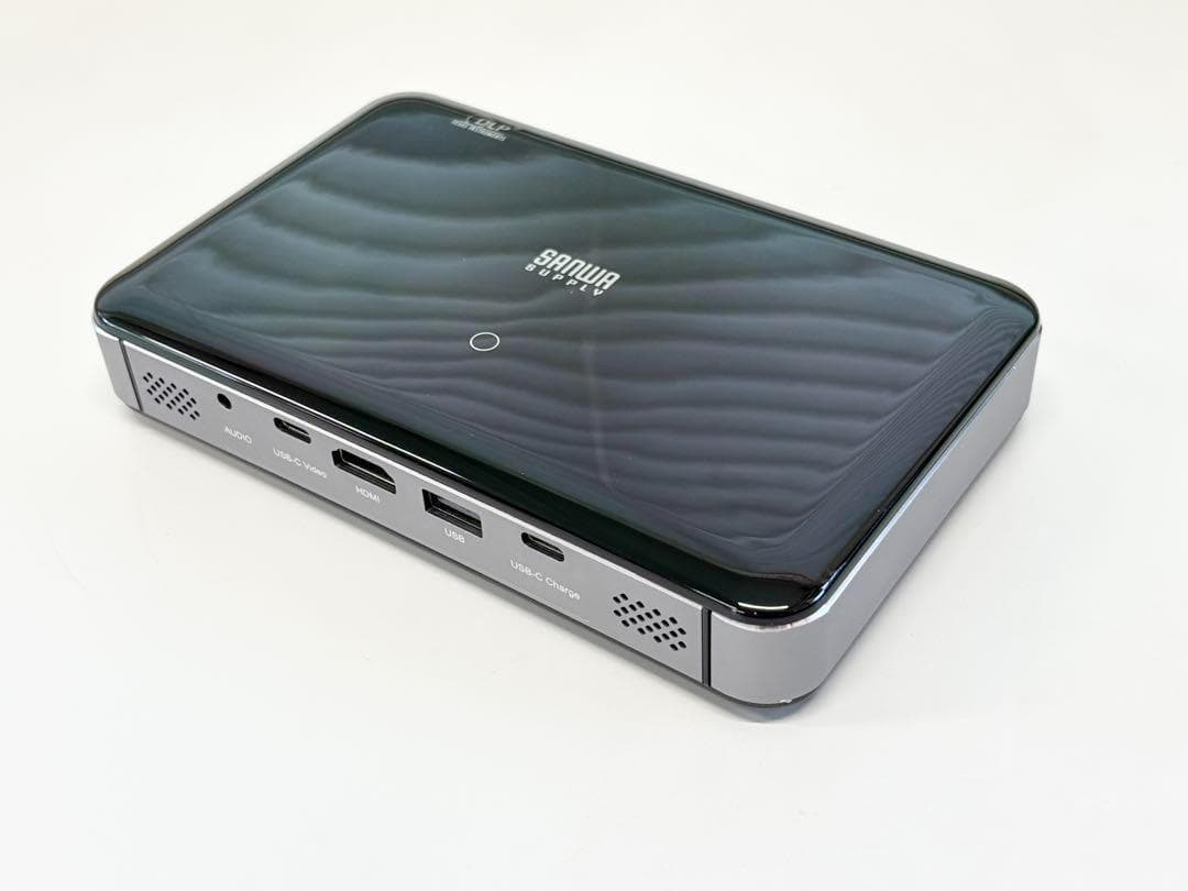 ぷ*ら様 サンワサプライ 400-PRJ024 モバイルプロジェクター 美品