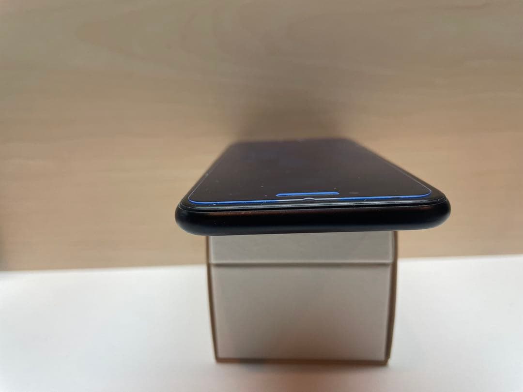 iPhone SE 第2世代　64GB ブラックSE2 バッテリー100%