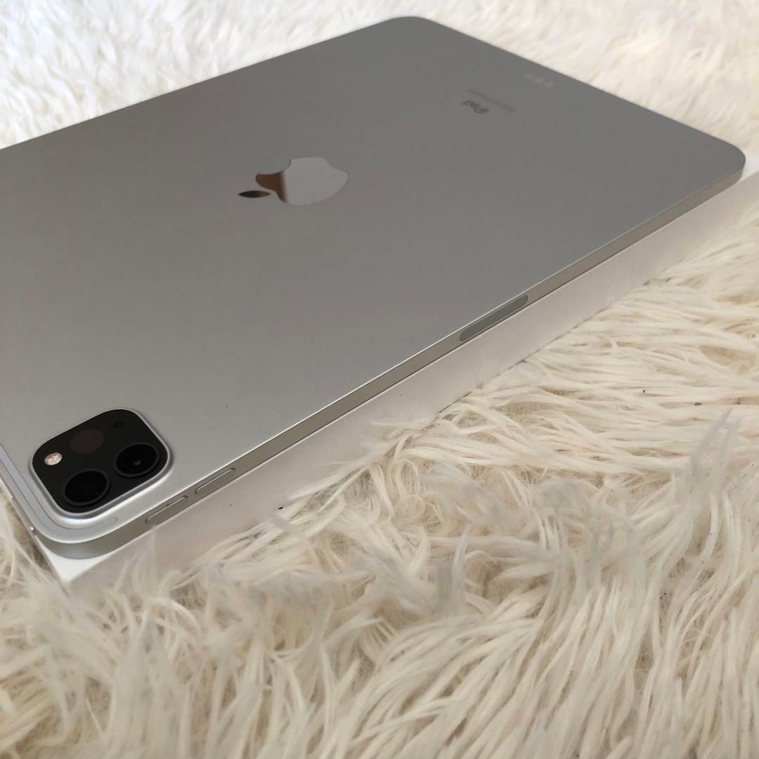 【完動品】iPad Pro 11 第2世代 128GB 【すぐ発送】