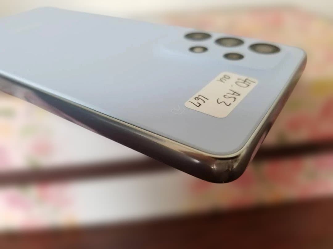 040 美品 au Galaxy A53 5G SIMフリー◆128GB◆6GB