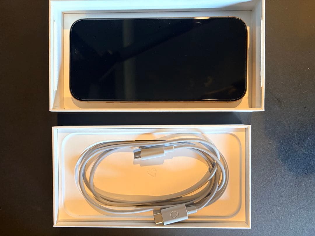 【美品】Apple iPhone16Pro 512GB デザートチタニウム