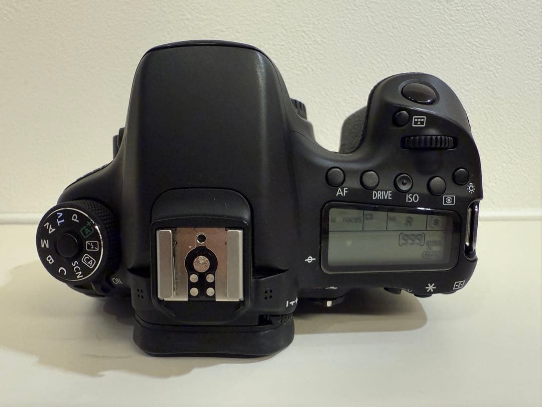 デジタルカメラ Canon EOS 70D + EF-S 18-135mm