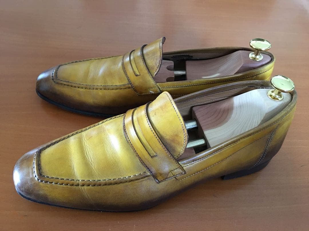 フランチェスコベニーニョのバティーヌ（手塗り染め）ローファー