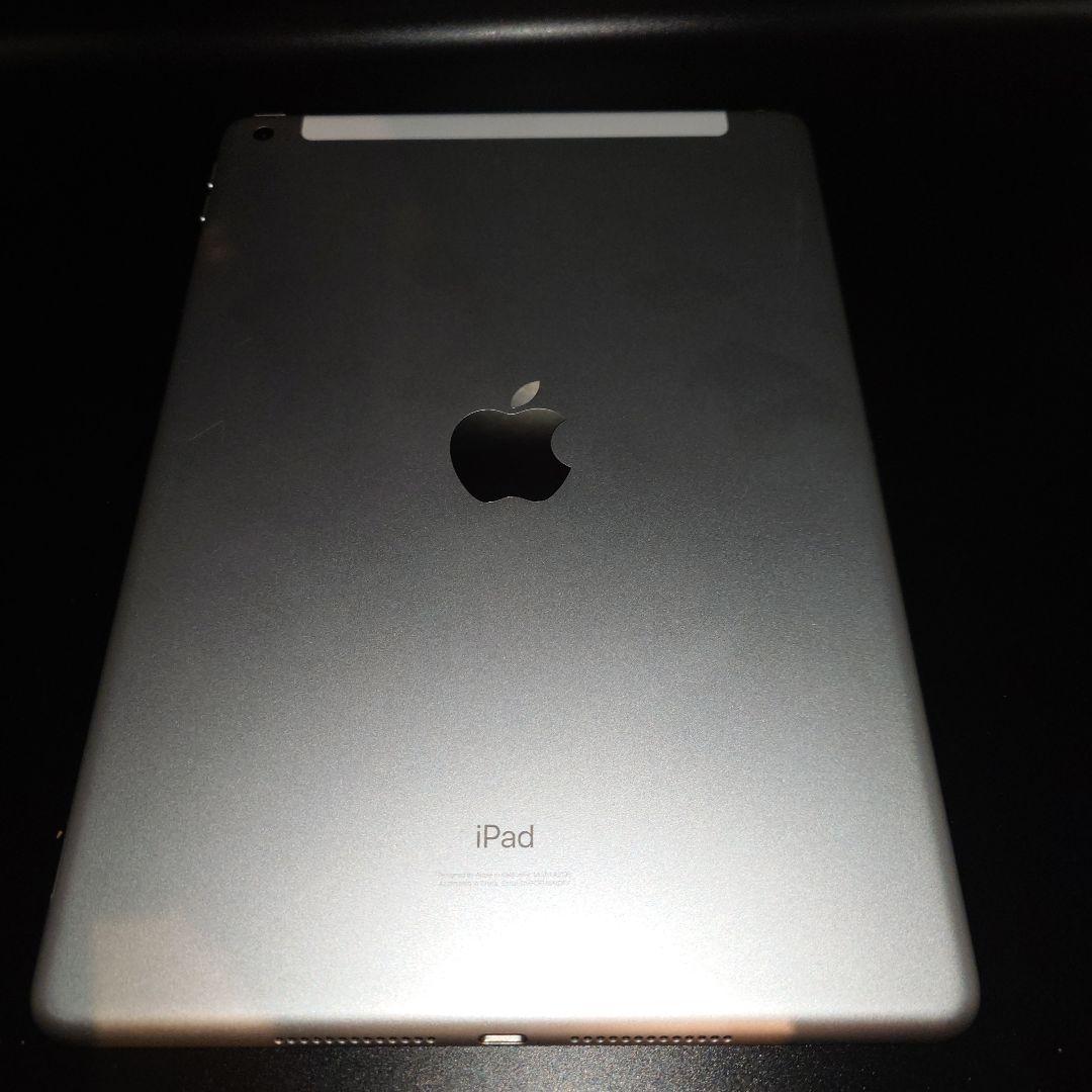 美品 iPad 第7世代 32GB Cellular セルラー　バッテリー97%