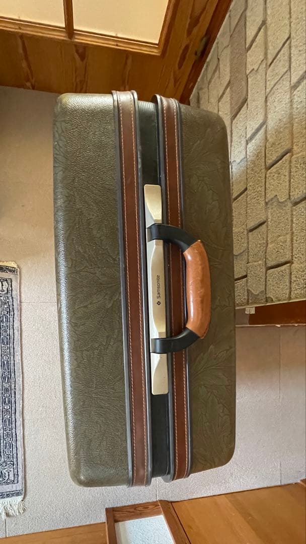 サムソナイト クラシック スーツケース ビンテージ 大容量 鍵・ハンガー付き