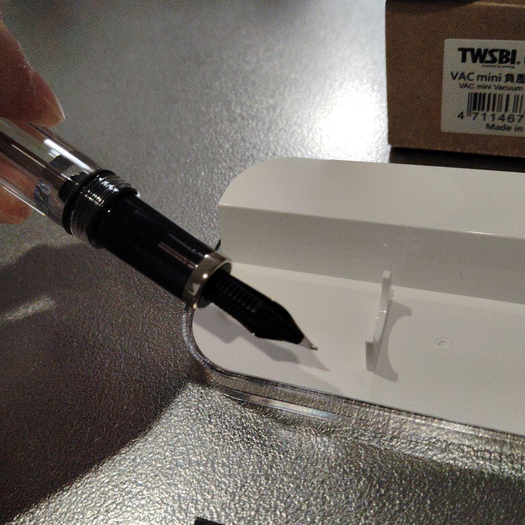 ツイスビー　VAC ダイヤモンドmini クリアスモーク　ＥＦニブ