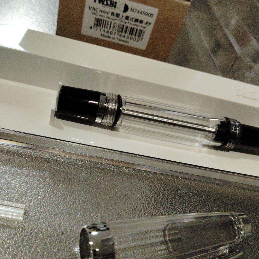 ツイスビー　VAC ダイヤモンドmini クリアスモーク　ＥＦニブ