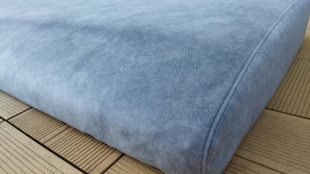 【美品】ナガノインテリア　friendly!!　座クッション 　グレーAF832