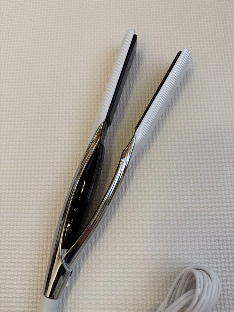 リファ ストレートアイロン RE-AC02A 2022年製 箱無し