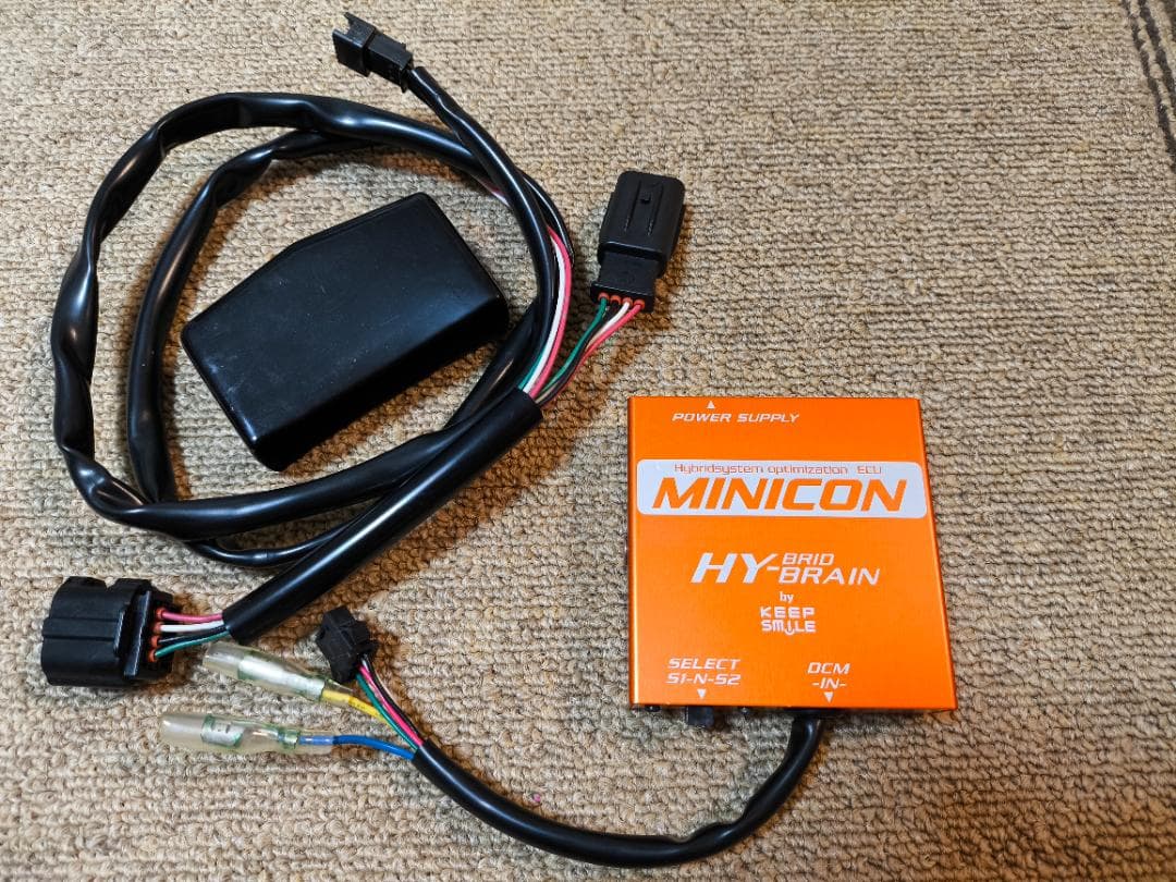 いた  ヤリスクロスハイブリッド MXPJ10/15 サブコンピューター