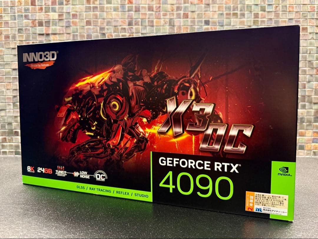 美品 コイル鳴き◎ INNO3D GeForce RTX 4090 X3 OC