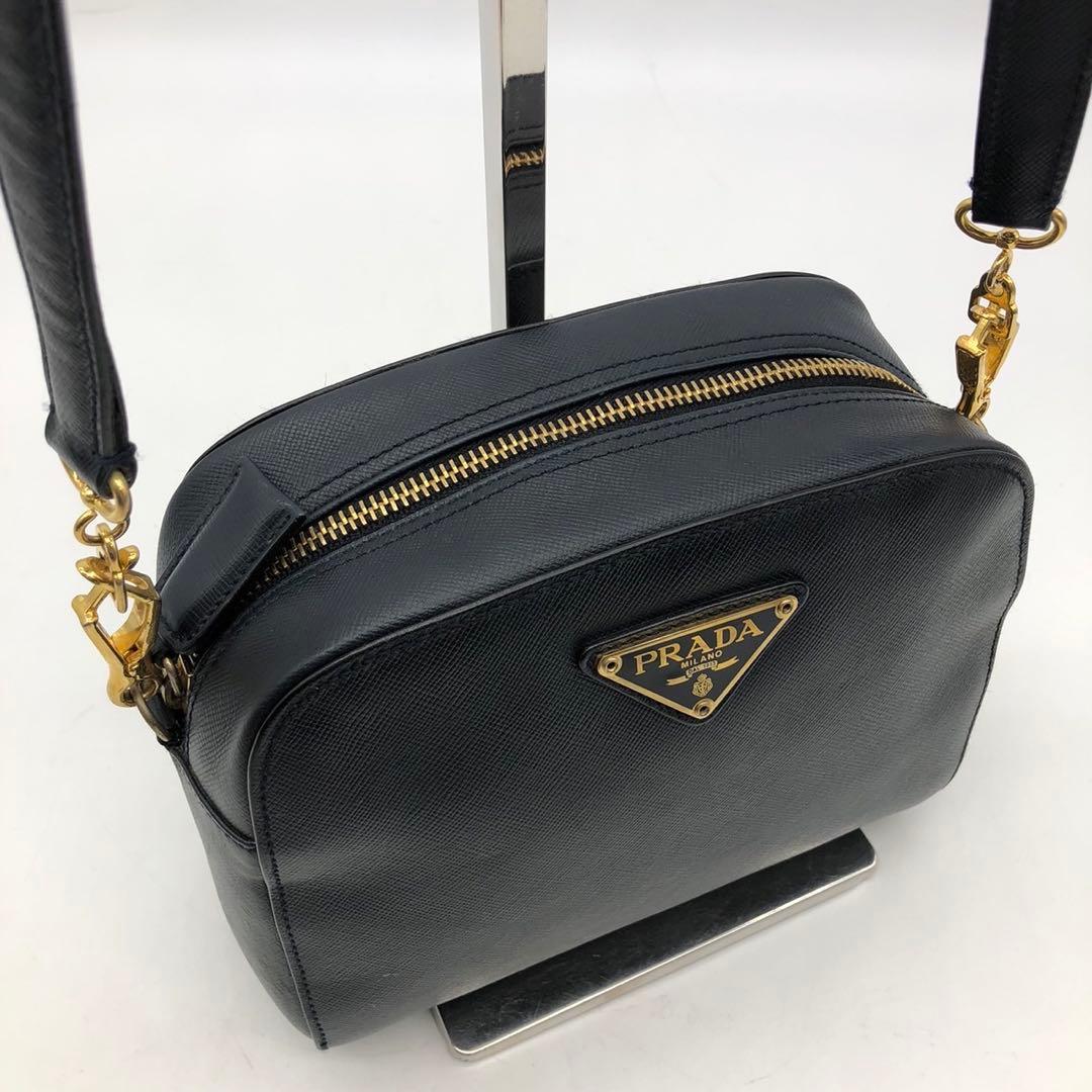 ✨希少・美品✨プラダ ショルダーバッグ ミニ 三角ロゴプレート レザー ネイビー