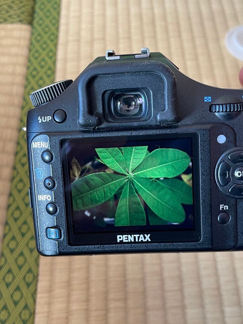 超美品 Pentax K200D + DA18-55mm レンズセット