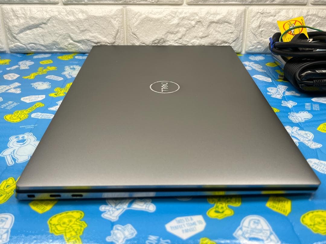 美品 デル Precision 5550 32GB UHD+ 15.6型 タッチ