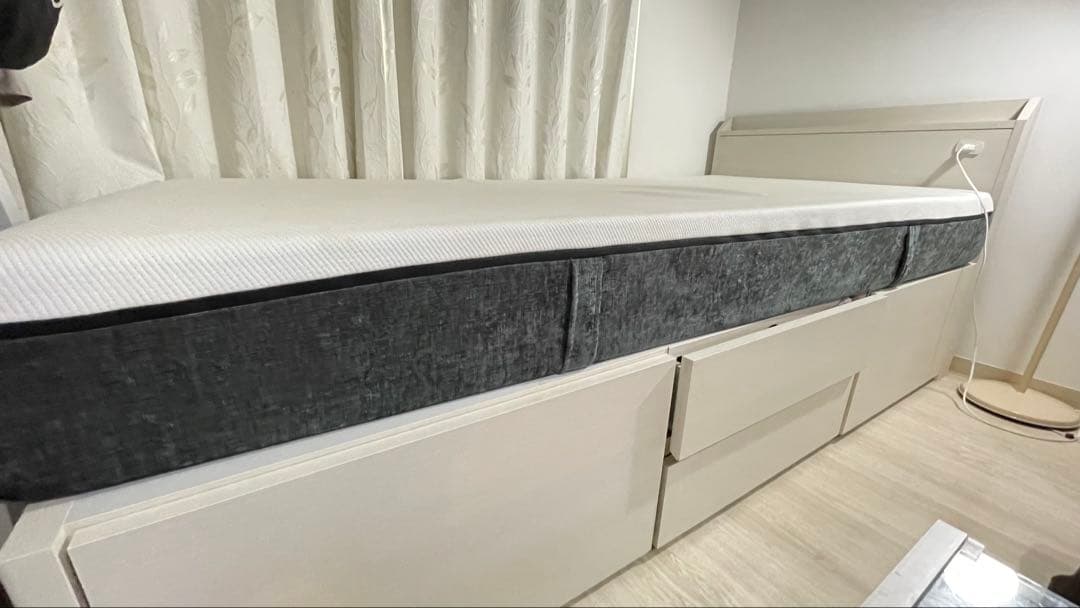 ベッドフレーム　マットレス　シングル