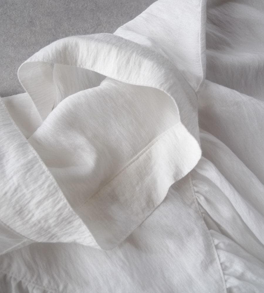 美品 デミルクス ビームス 2,2万円 ボウタイブラウス ホワイト D303