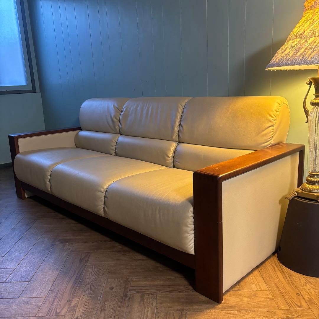 ♦︎maruni ♦︎マルニ 三人掛け　昭和レトロ ソファー 革　木目調