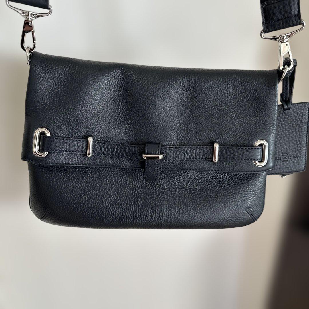 PELLE MORBIDA ペッレ モルビダ　ショルダーバッグ