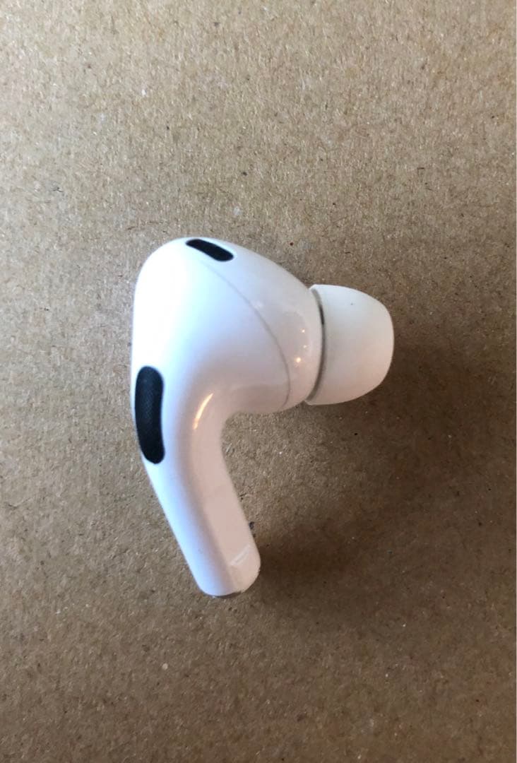 AirPods Pro第2世代　イヤホン　右耳 Type-C A3047
