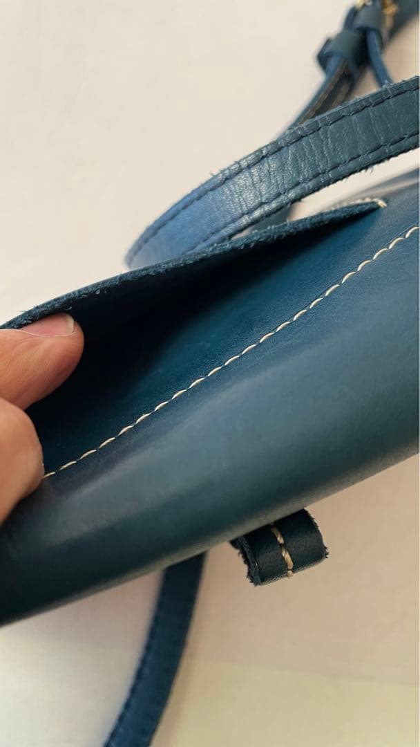 【値下げしました】キソラ⭐︎ネイビー レザー ショルダーバッグ