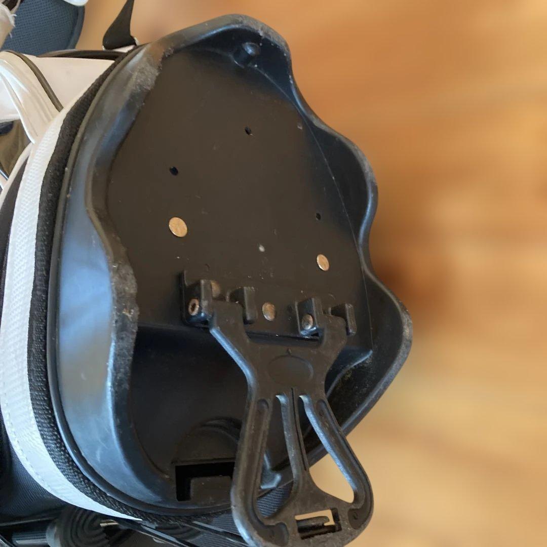 HONMA TOUR WORLDキャディバッグ