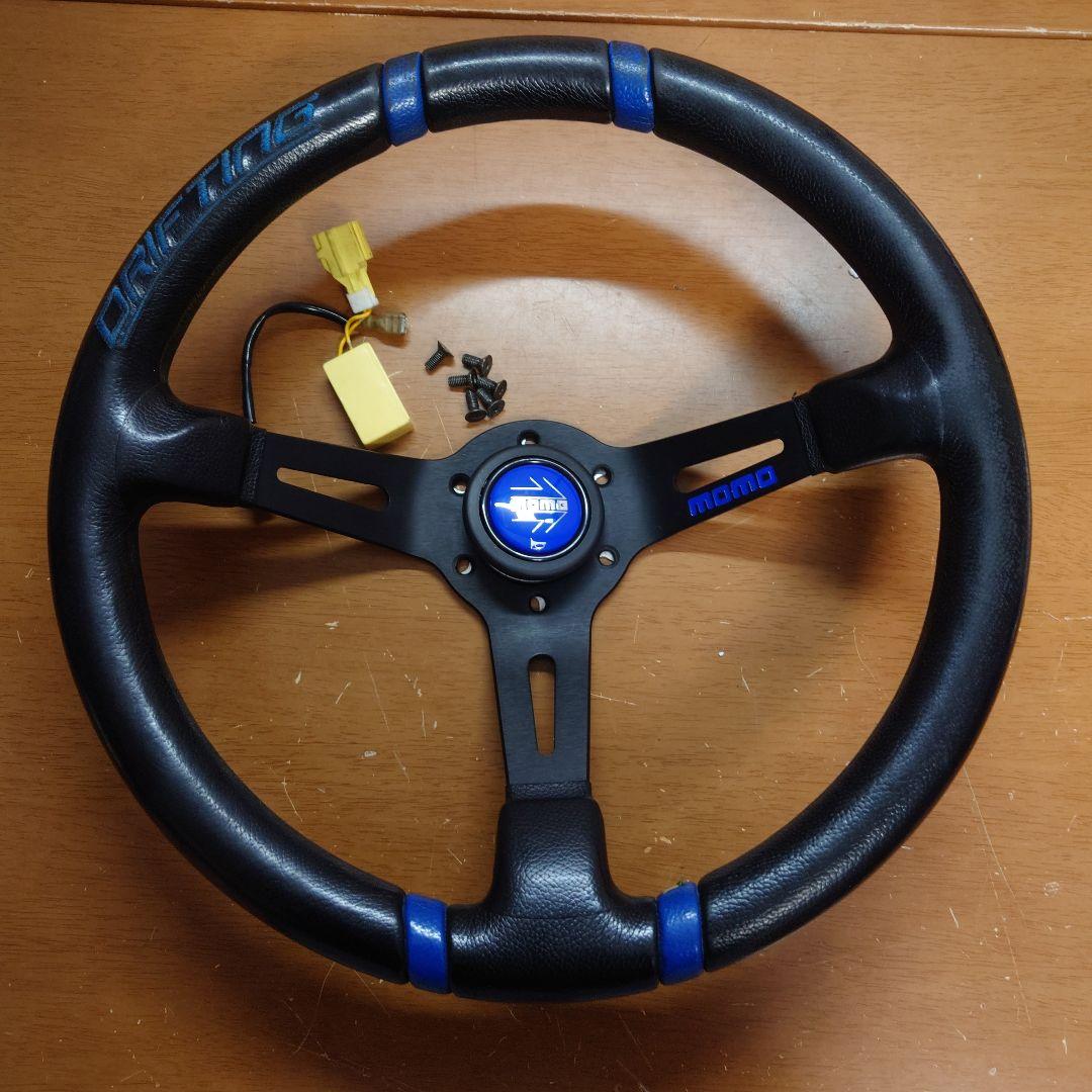 ぎ*。様 MOMO DRIFTING ステアリング 本体　ホーンボタン付き　正規