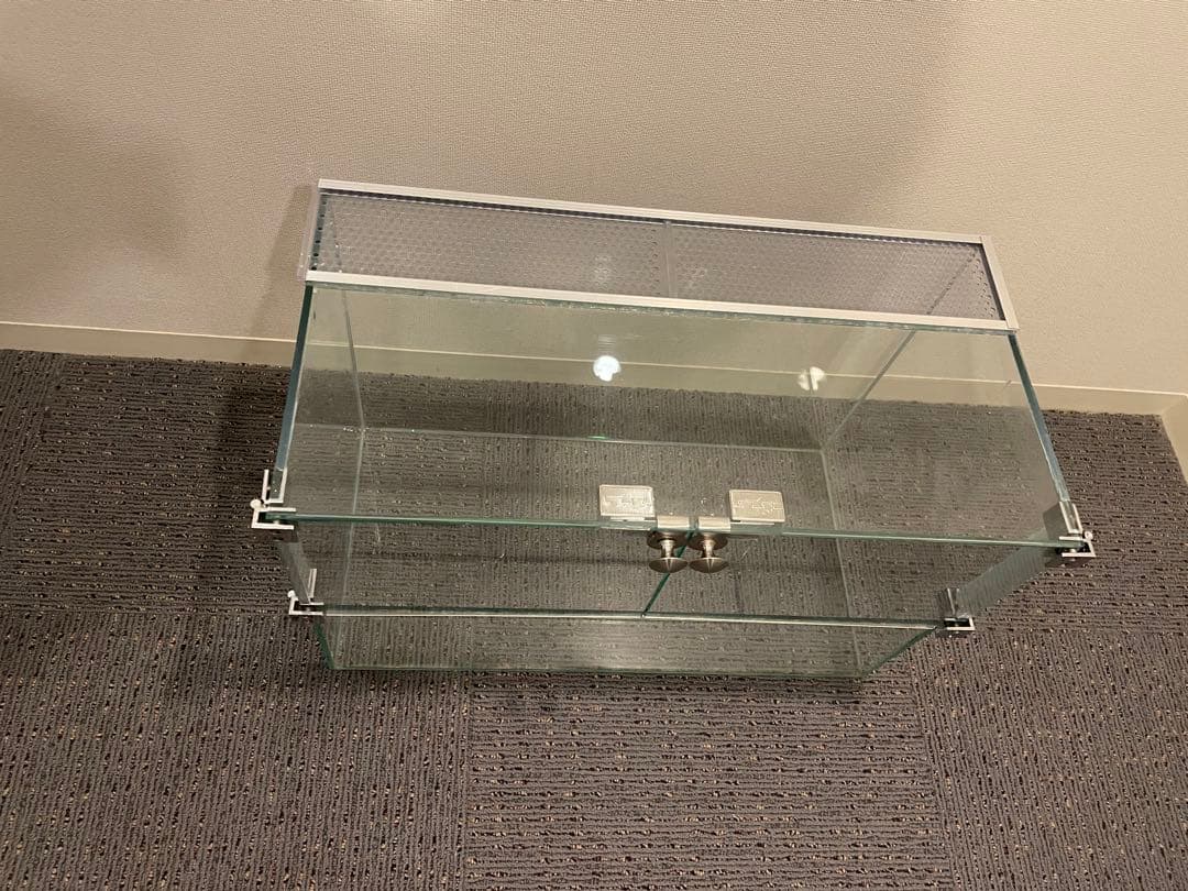 オールガラス60cm飼育水槽　オールグラステラリウム　マット付き