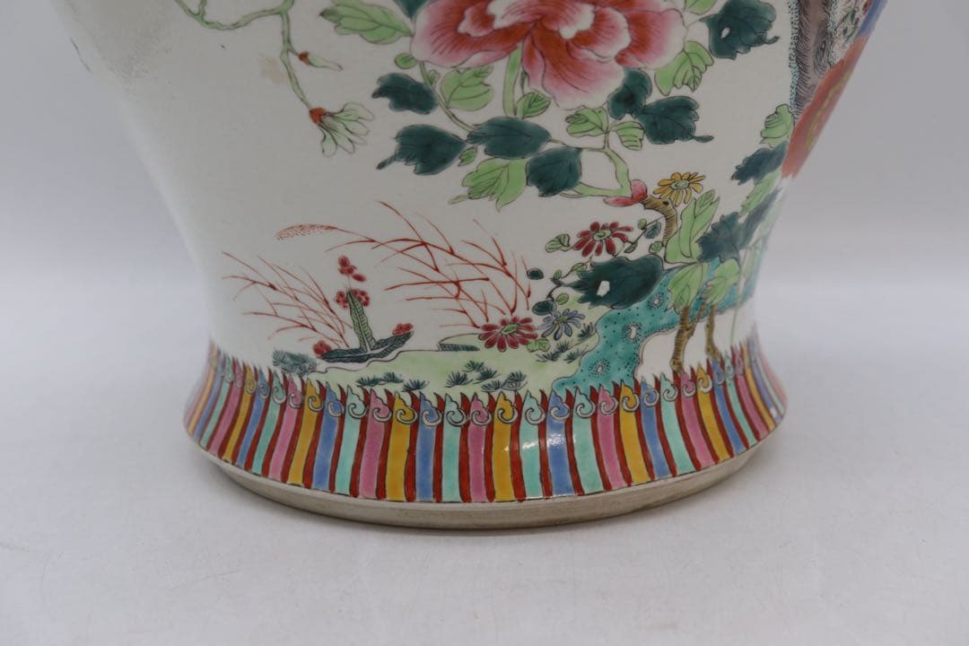 中国　粉彩雉鳥牡丹紋大瓶　高さ35cm 送料込み251107