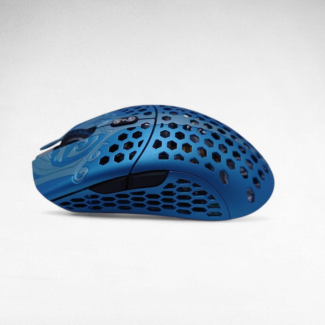 美品 Finalmouse Starlight 12 Poseidon Mサイズ