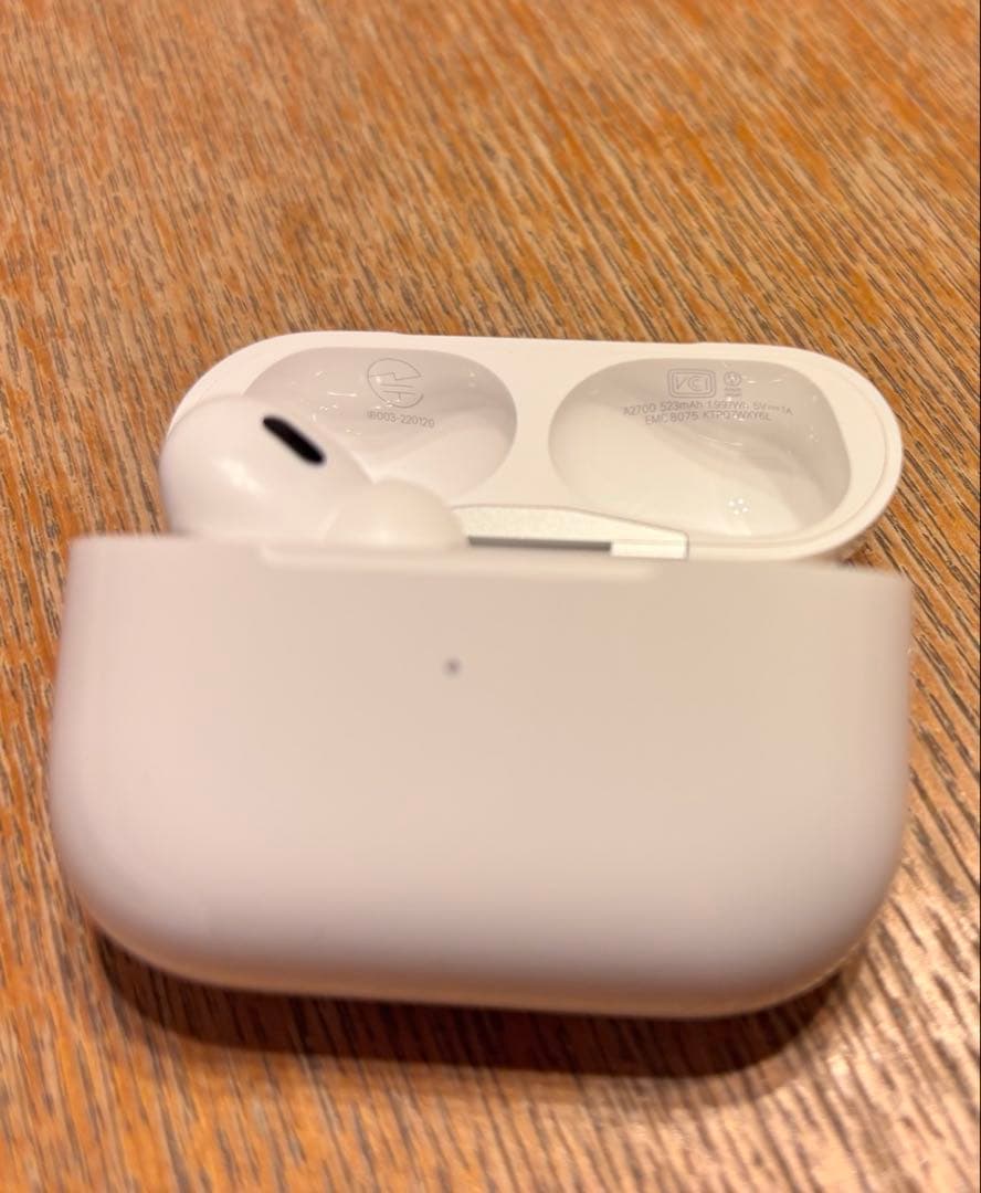 Sho　AirPods Pro 2本体 【正規品】+ iFaceケース