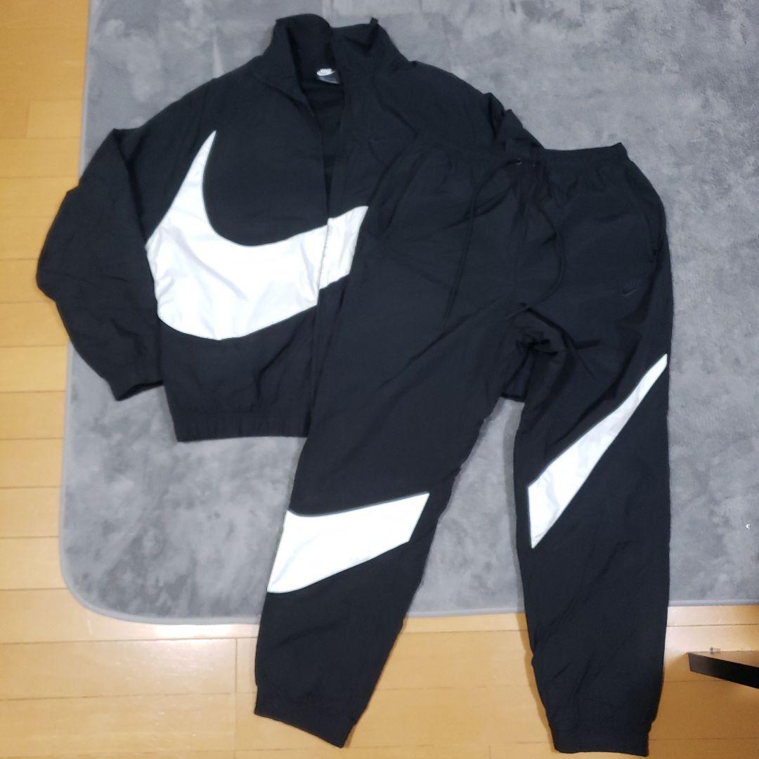NIKE　ウーブンナイロンセットアップ　L　ブラック　値引き不可❌