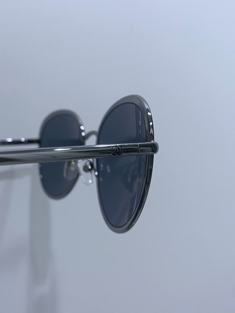 JeYeL【正規美品】CHANEL サングラス　ケース付き