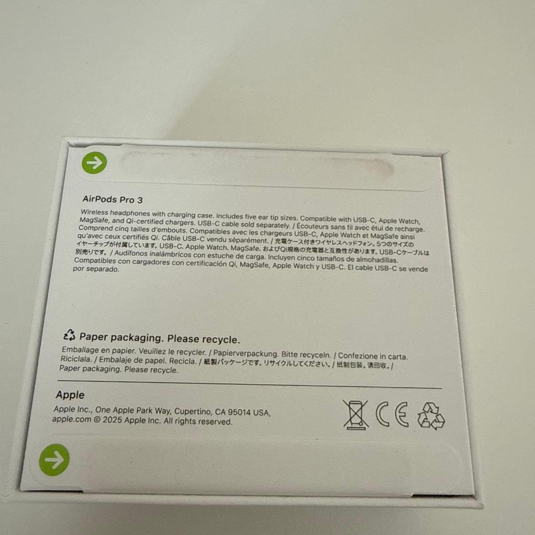 【新品未開封】AirPods Pro 3 本体①