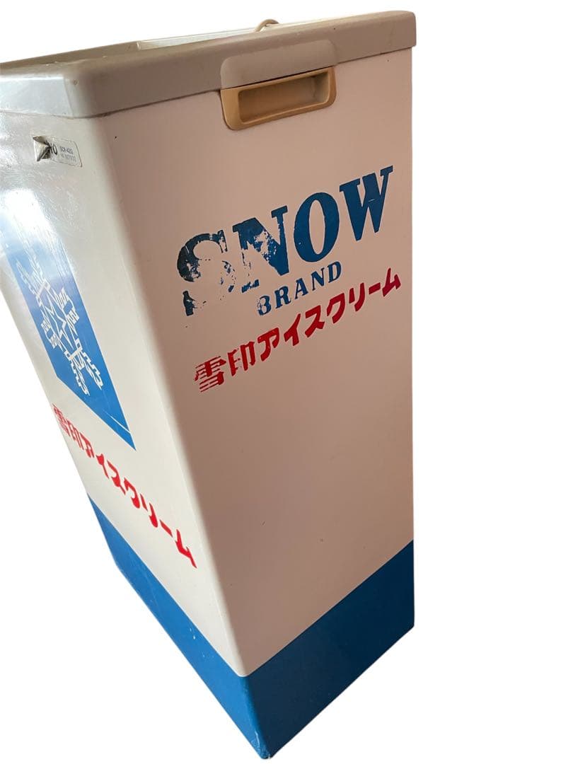 業務用　雪印アイスクリーム 冷凍庫　SCR_42G 小型冷凍ストッカー　レトロ