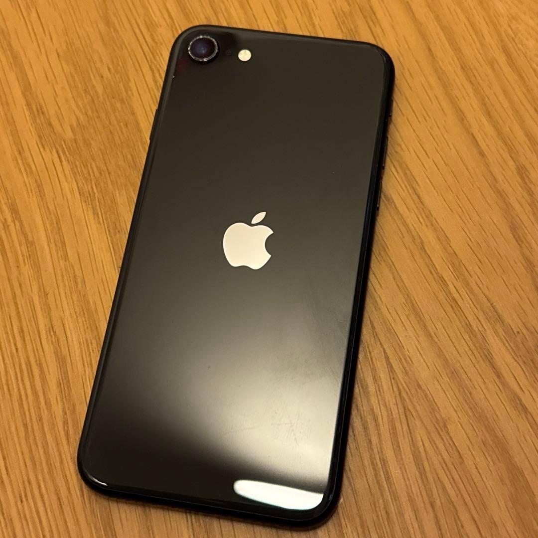 iPhone SE2 NXD02J/A SIMフリー 動作確認済 SE 2