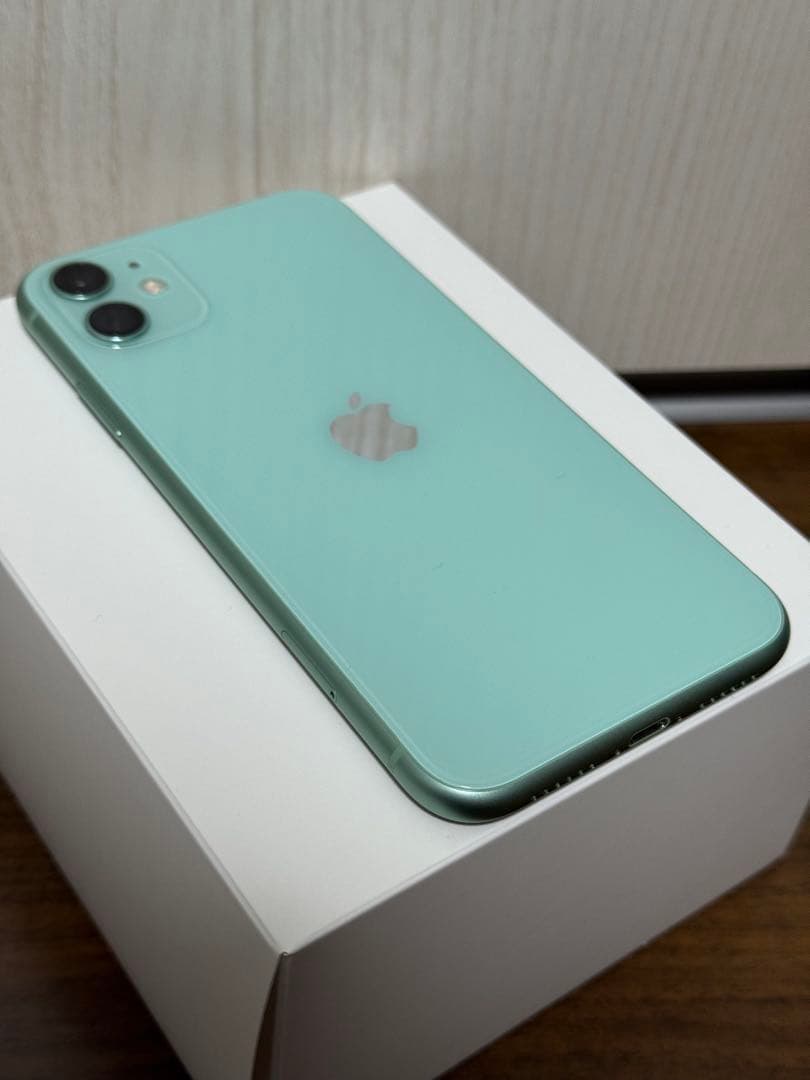 iPhone 11　64GB　グリーン