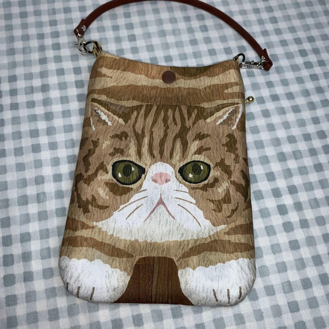 santa 黒猫柄スマホショルダーバッグ