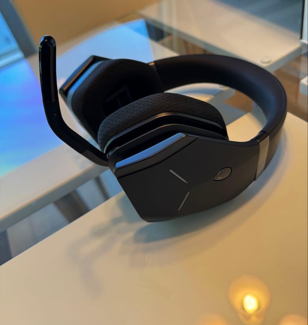 ALIENWARE 7.1ch オーバーイヤー型AW988