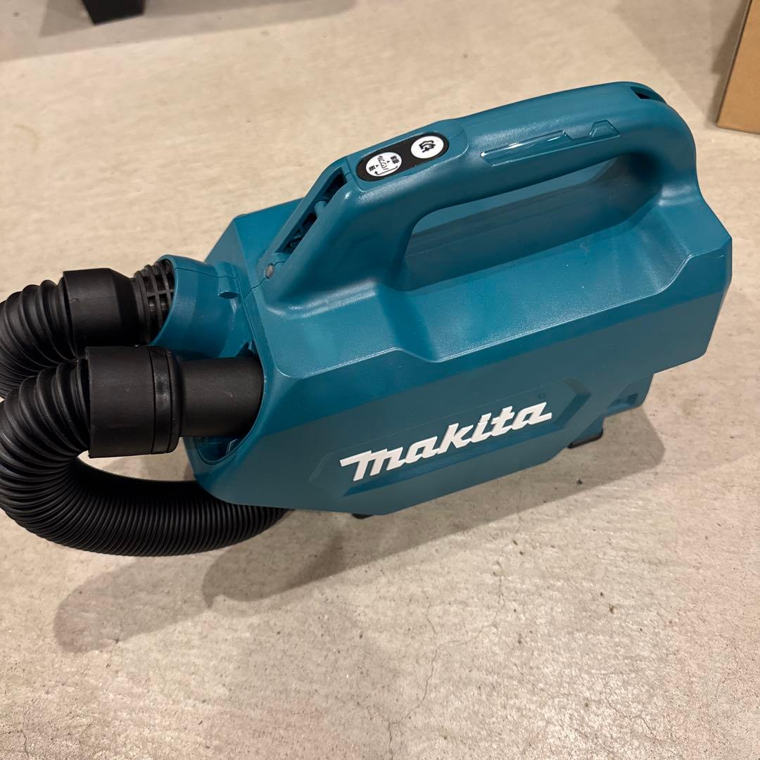 マキタ　充電式クリーナー　CL184DZ