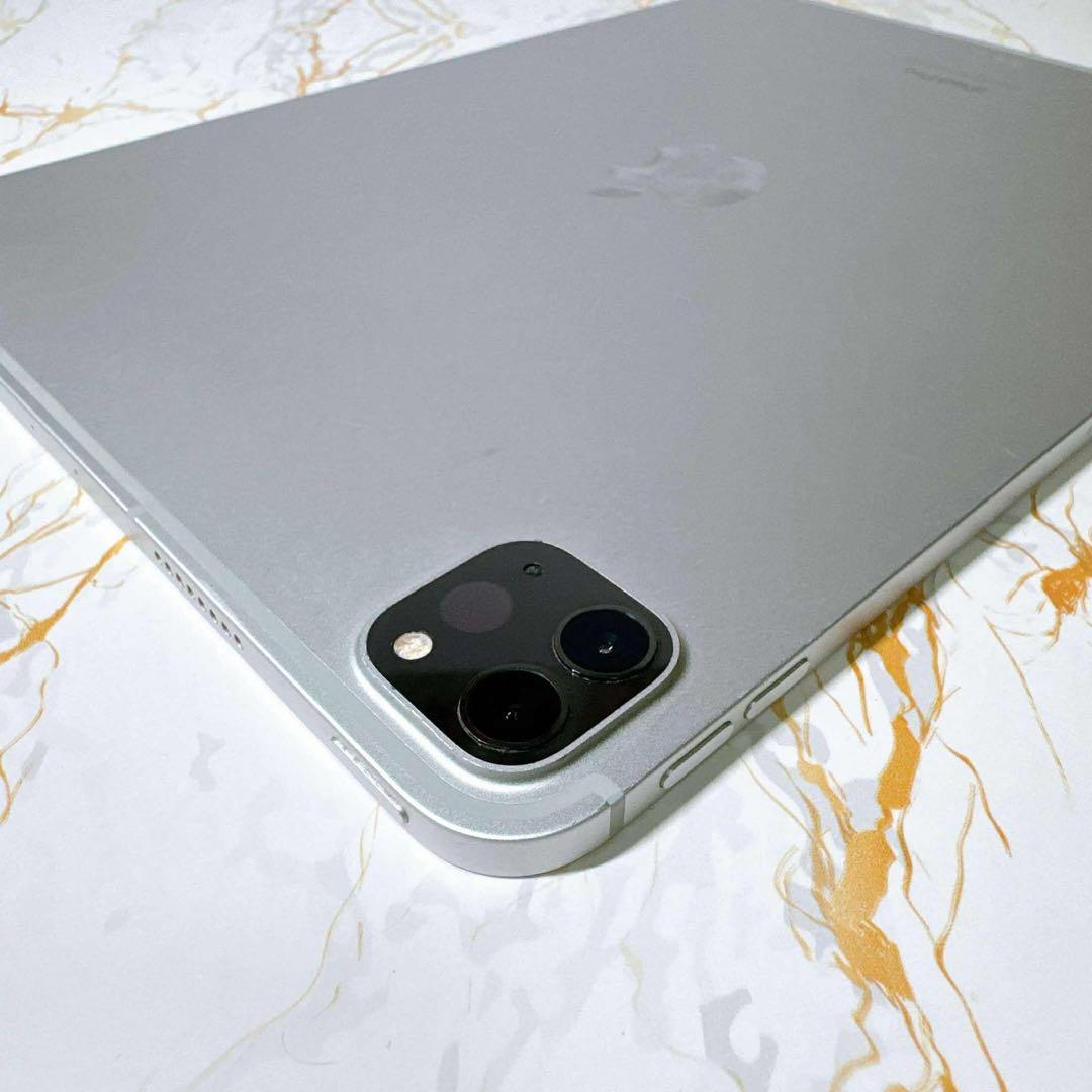 美品iPad Pro 11インチ第4世代 セルラー BT90%