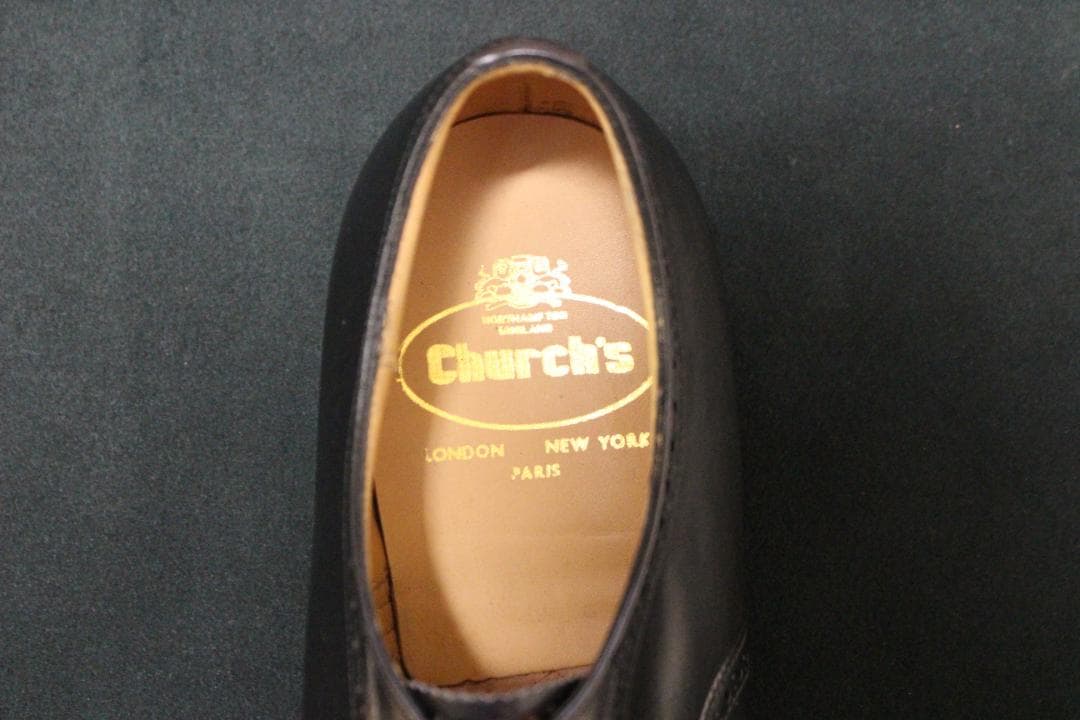 【新品同様】Church’s73ラスト パンチドキャップ 黒カーフ 革底7.5F