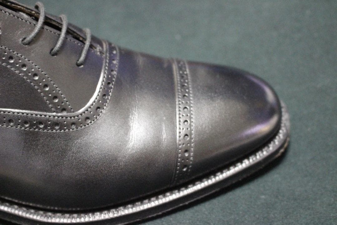 【新品同様】Church’s73ラスト パンチドキャップ 黒カーフ 革底7.5F