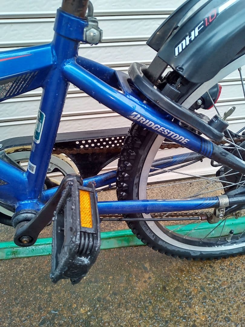 ブリジストン22インチジュニア自転車引取限定